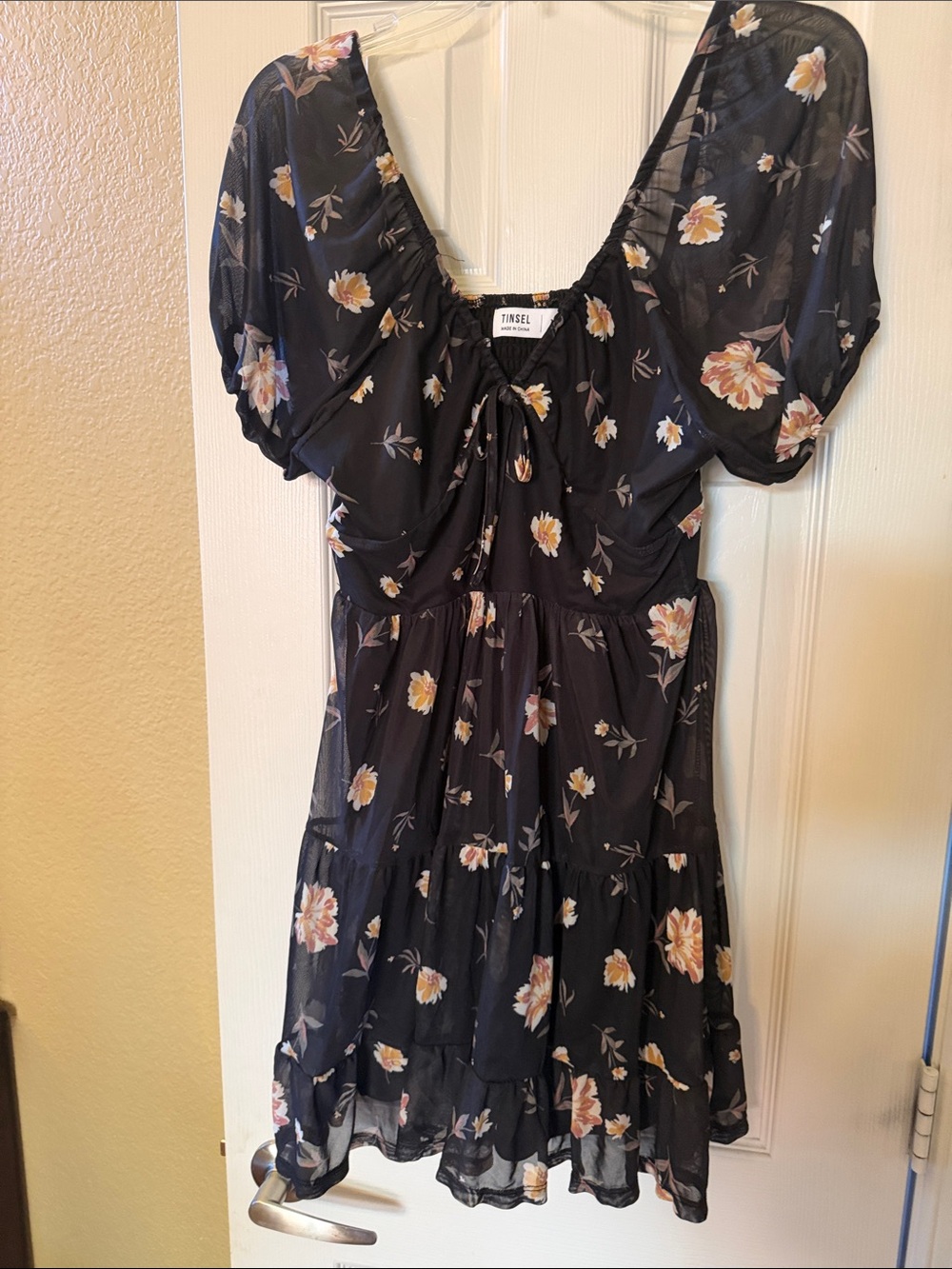 Tinsel Black Floral Puff Sleeve juniors Dress